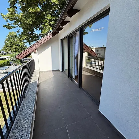 בית נופש Peaceful Place Near סנט פולטן